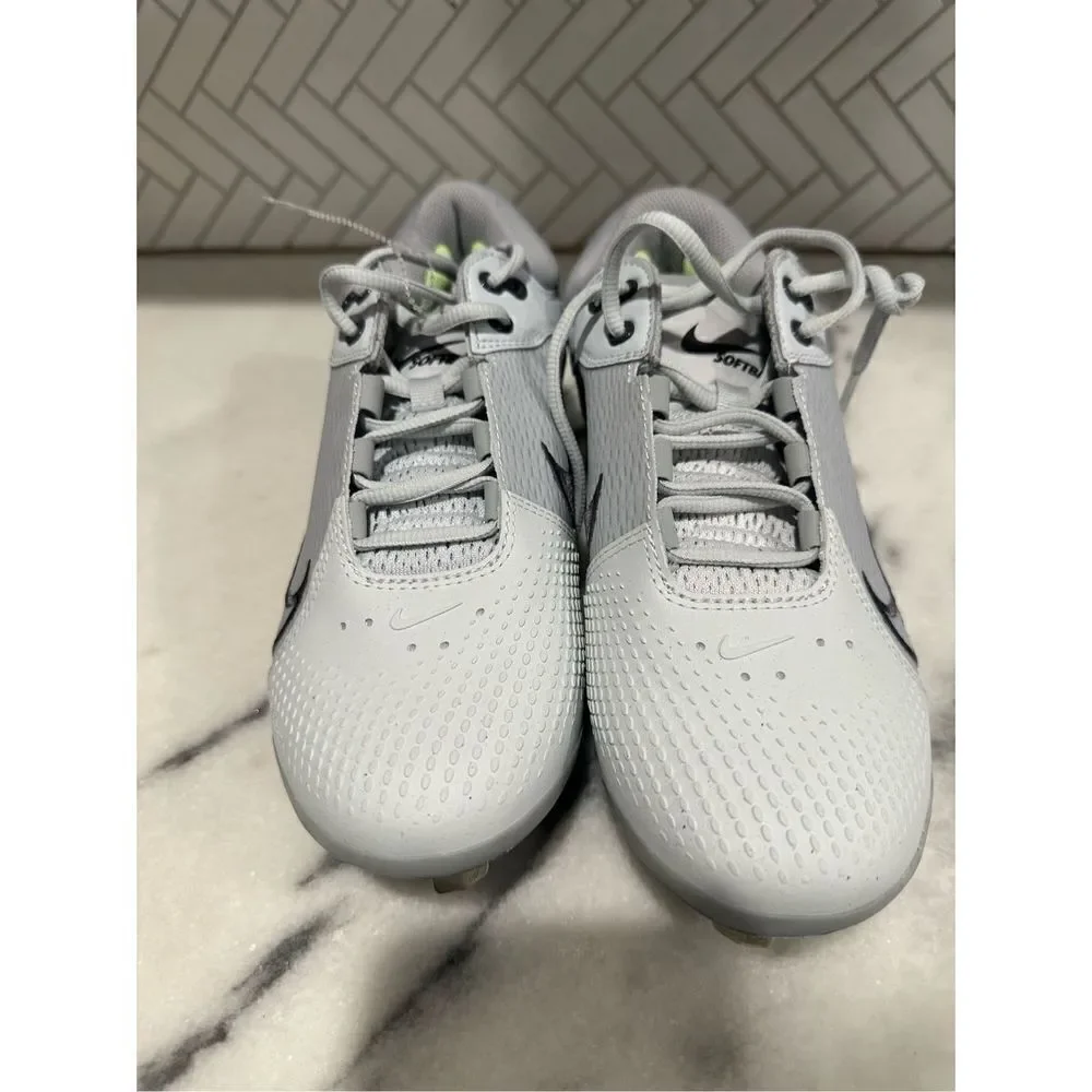 Nike Hyperdiamond 4 Elite Women's Softball Cleats 8.5 W